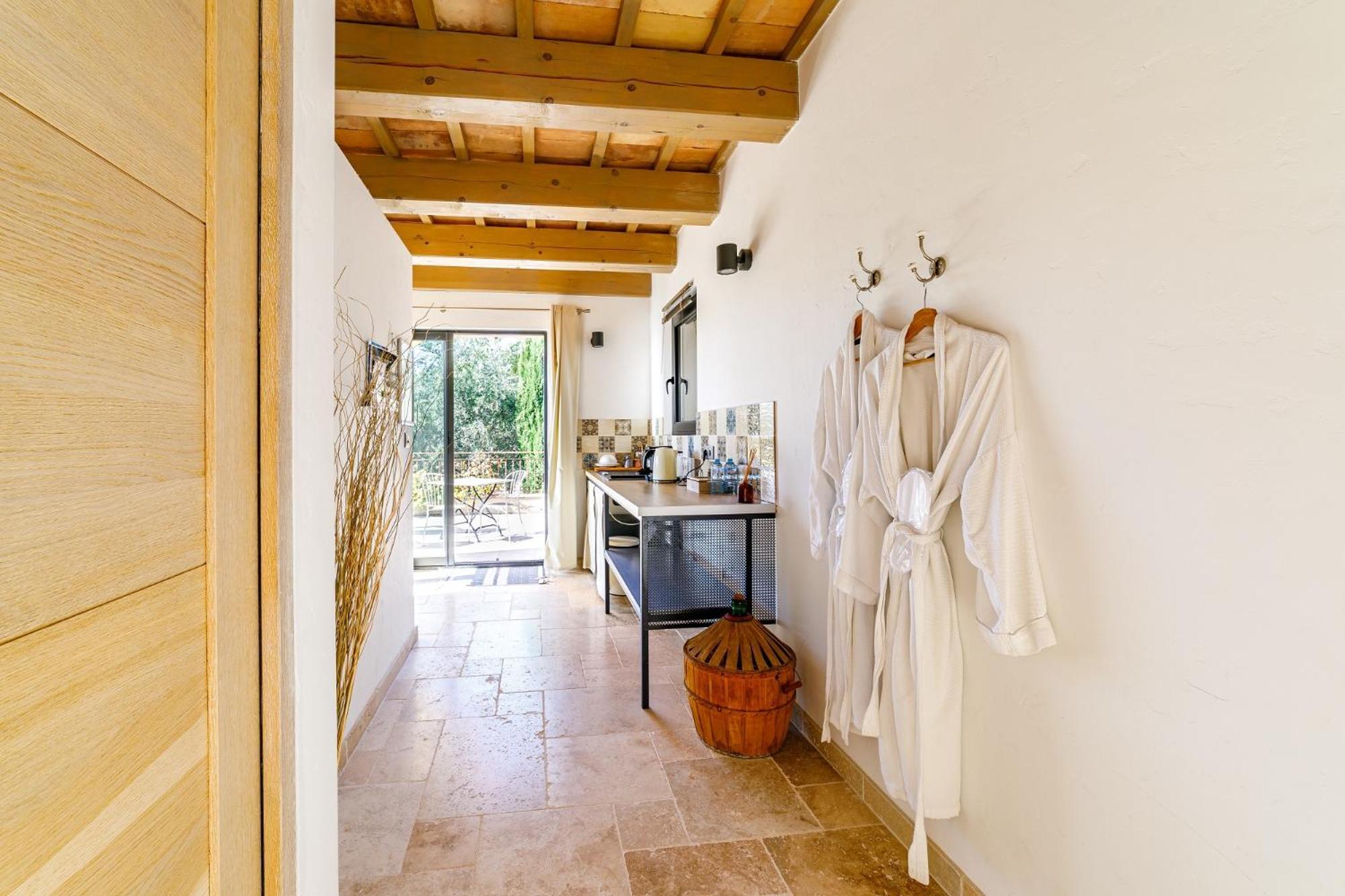 O Patio Du Mas Bed and Breakfast Callas Εξωτερικό φωτογραφία